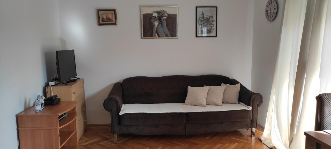 Apartman Katica Tivat Exteriör bild